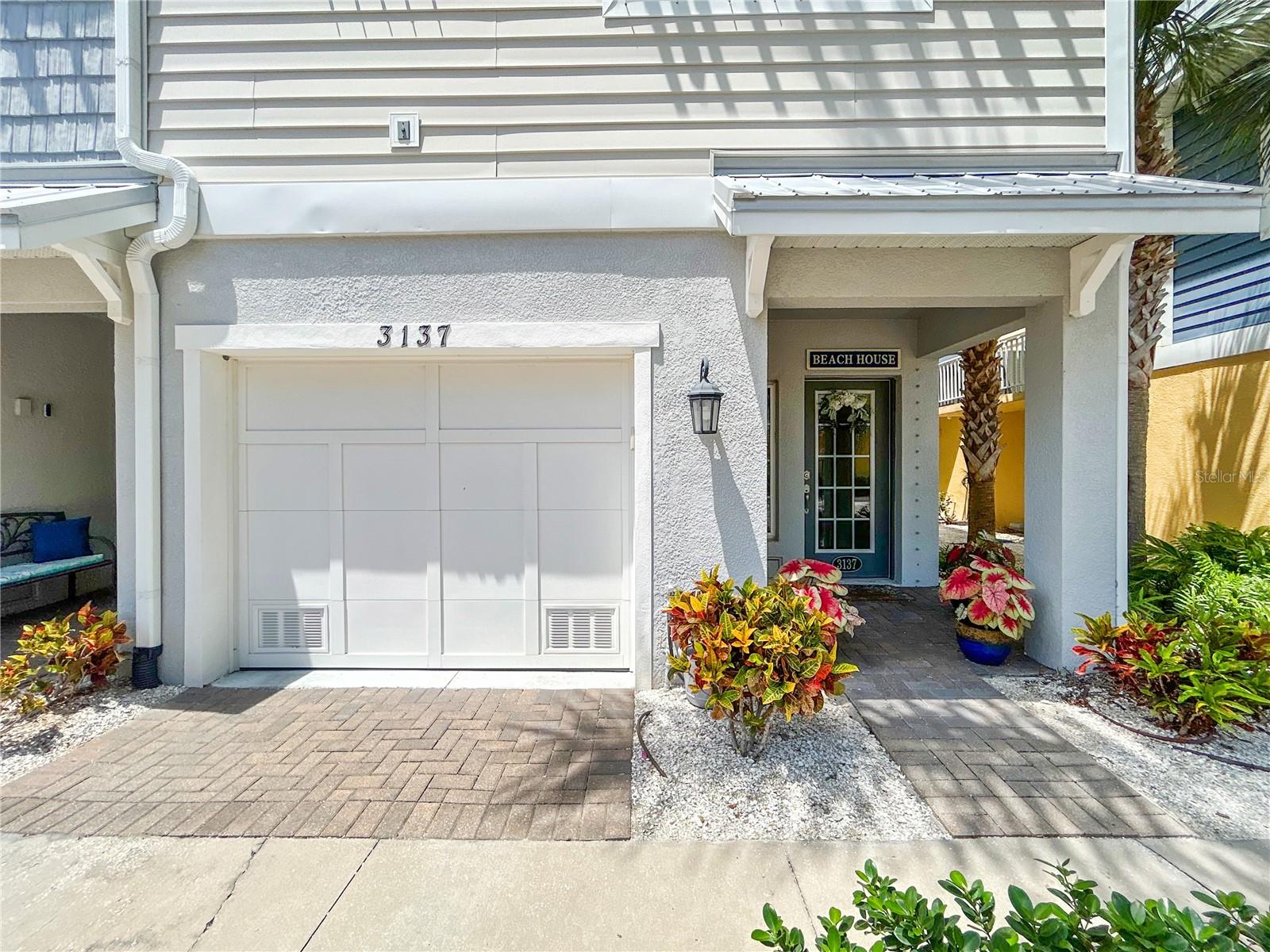 3137 MOORINGS DR S, ST PETERSBURG, FL, 33712