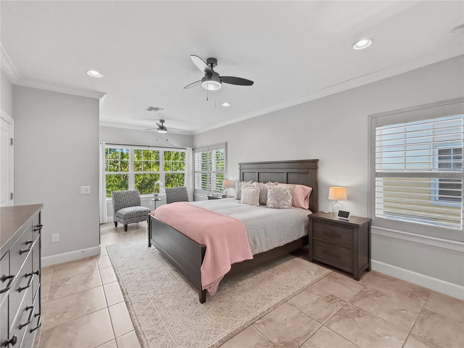 3137 MOORINGS DR S, ST PETERSBURG, FL, 33712