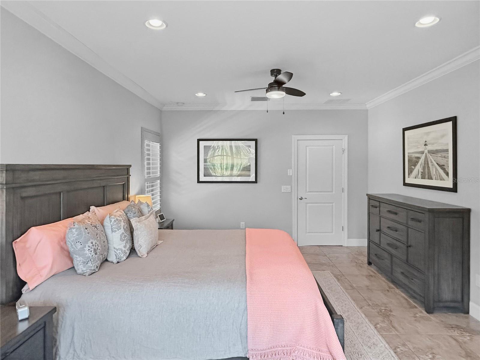 3137 MOORINGS DR S, ST PETERSBURG, FL, 33712