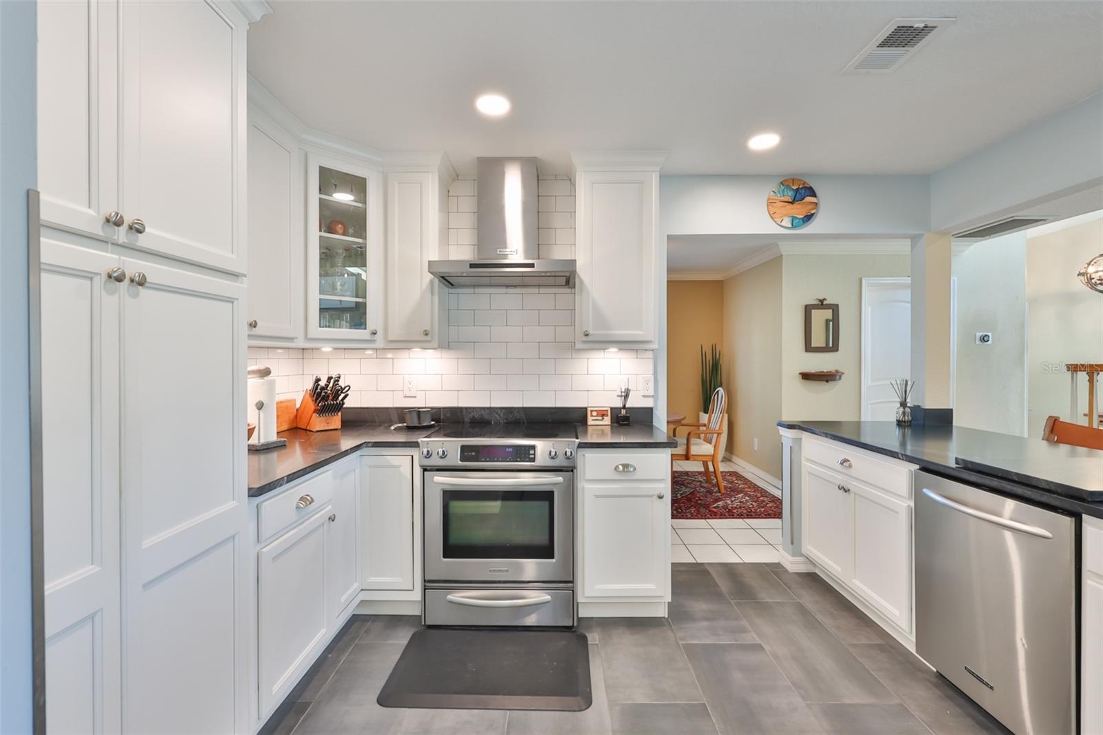 831 SYMPHONY ISLES BLVD, APOLLO BEACH, FL, 33572