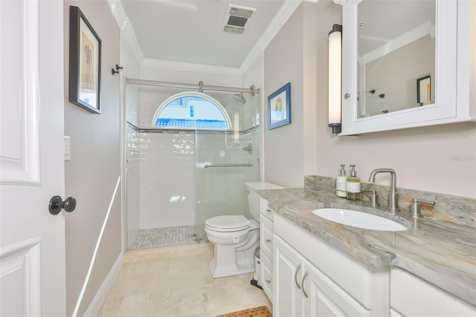 831 SYMPHONY ISLES BLVD, APOLLO BEACH, FL, 33572