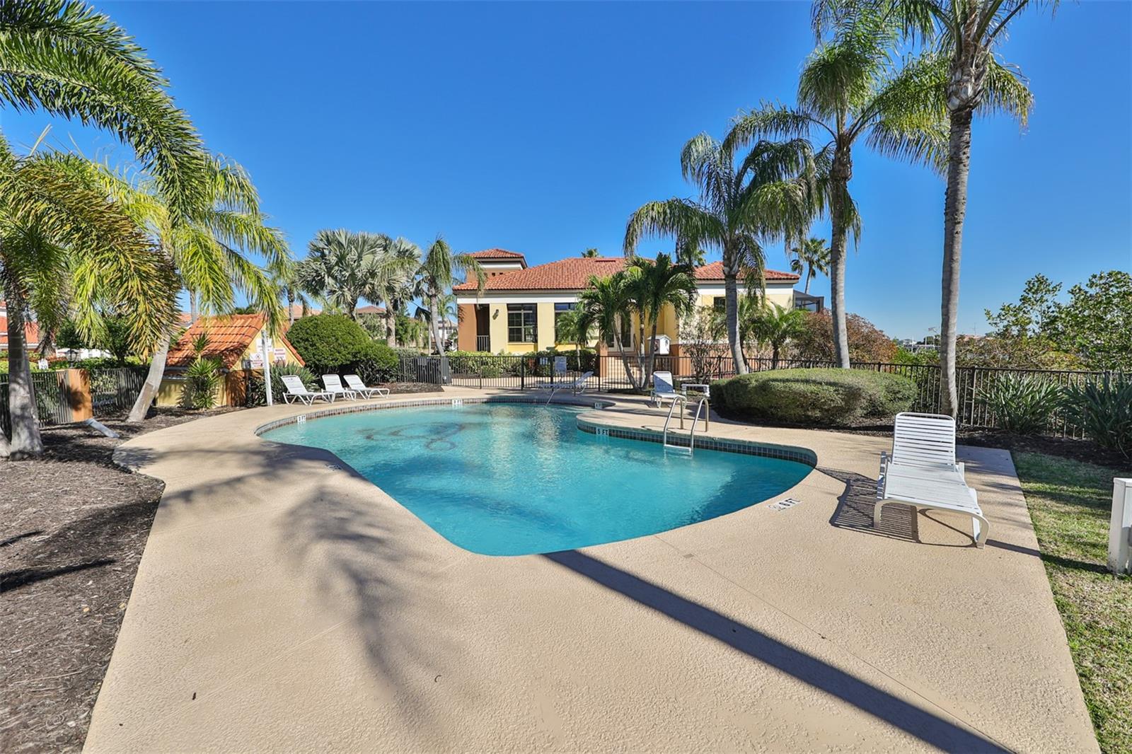 831 SYMPHONY ISLES BLVD, APOLLO BEACH, FL, 33572