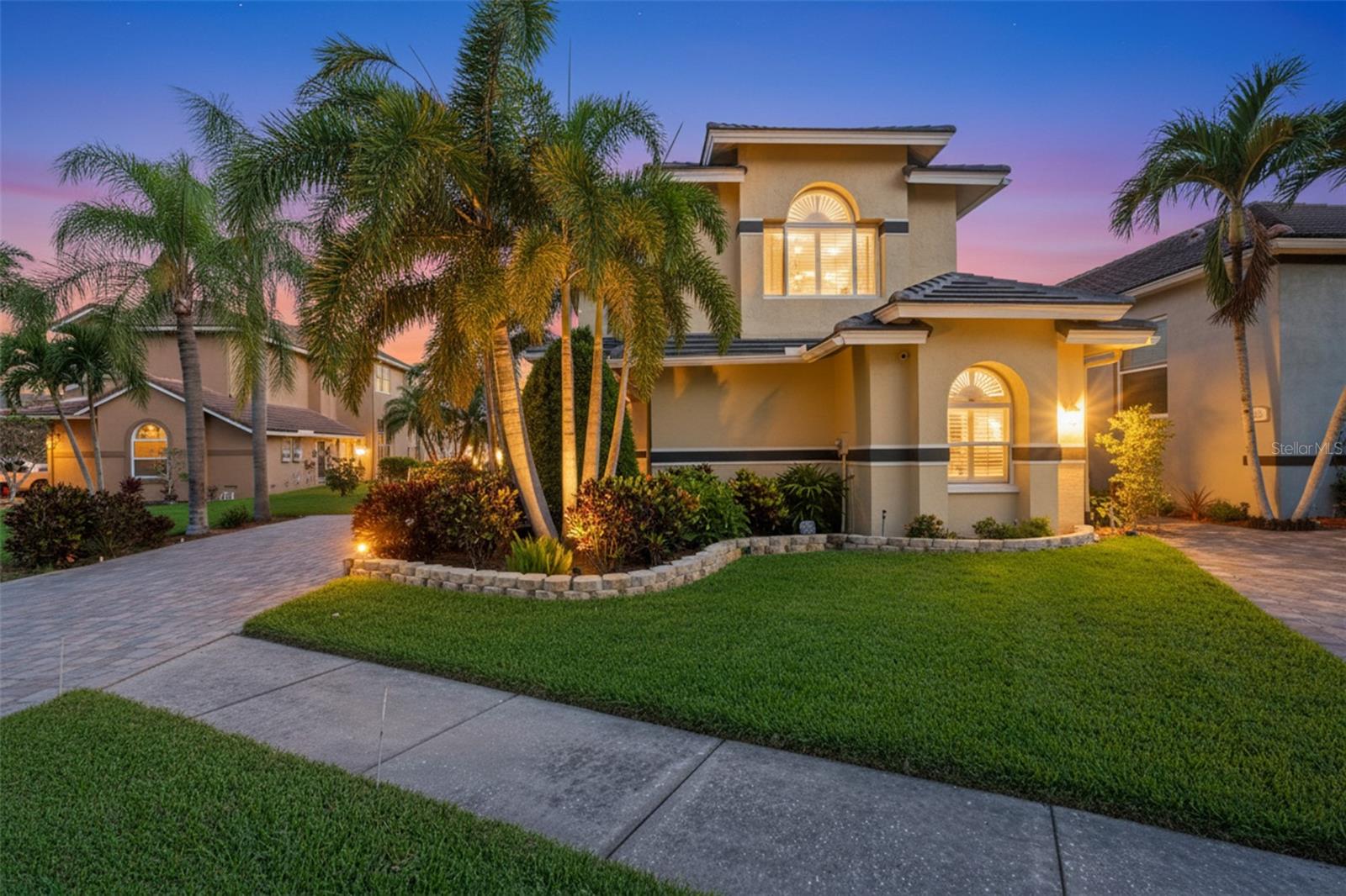 831 SYMPHONY ISLES BLVD, APOLLO BEACH, FL, 33572