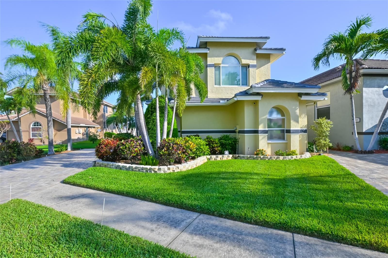 831 SYMPHONY ISLES BLVD, APOLLO BEACH, FL, 33572