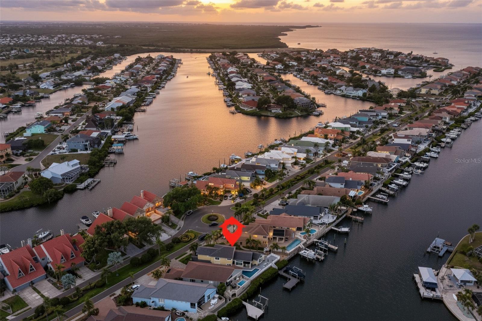 831 SYMPHONY ISLES BLVD, APOLLO BEACH, FL, 33572