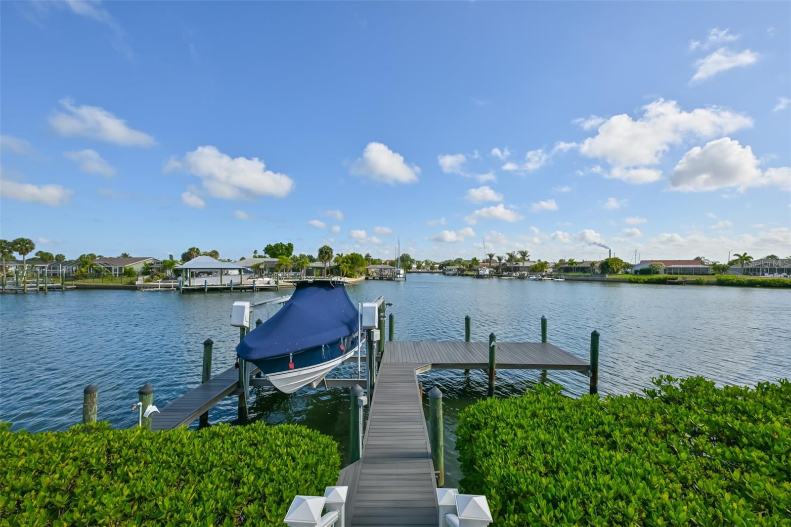 831 SYMPHONY ISLES BLVD, APOLLO BEACH, FL, 33572