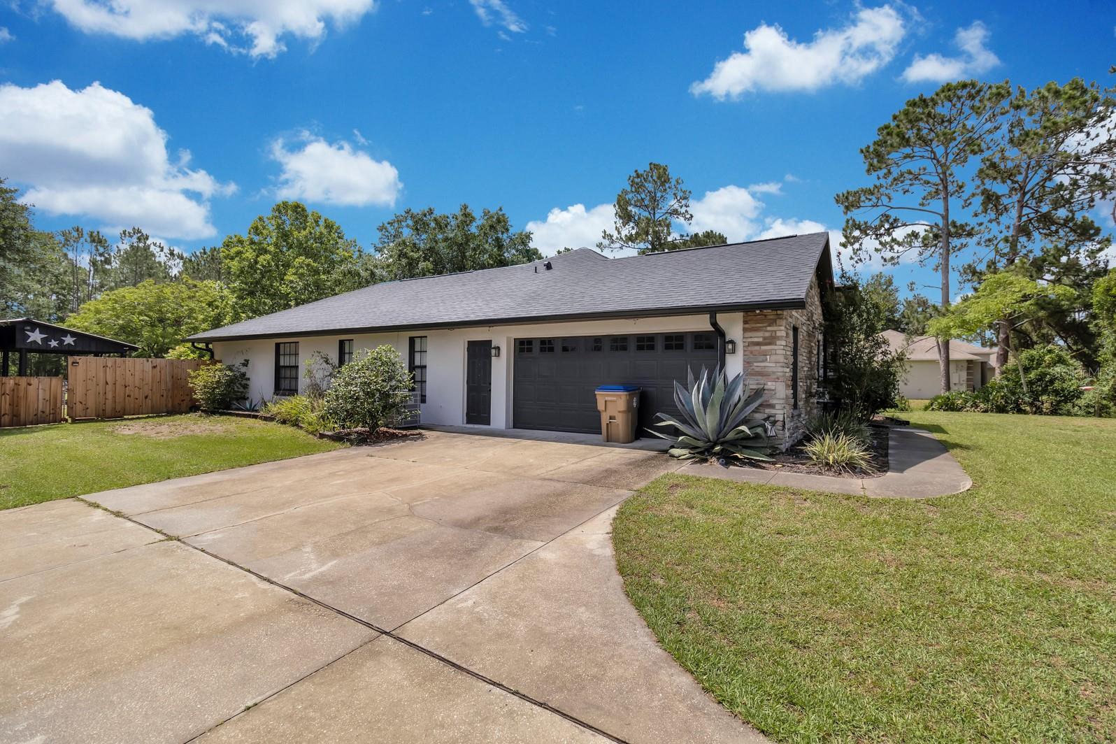 2015 RUNNING HORSE TRL, ST CLOUD, FL, 34771