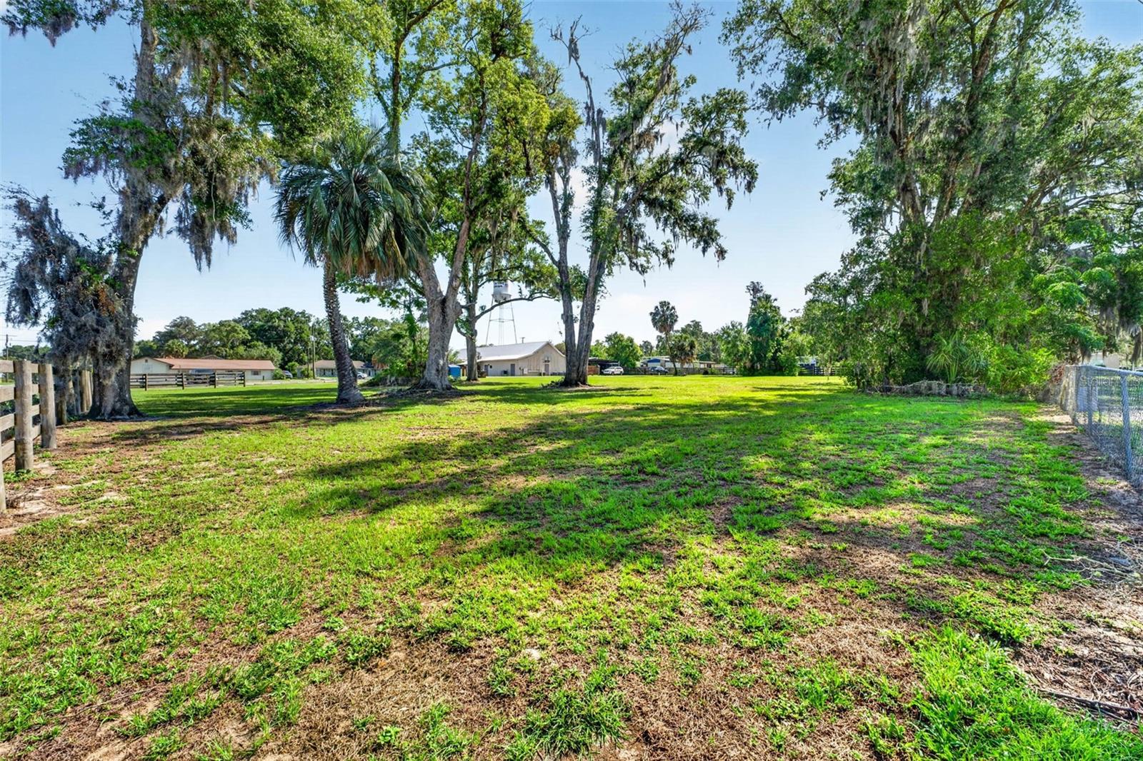 32750 PENNSYLVANIA AVE, SAN ANTONIO, FL, 33576