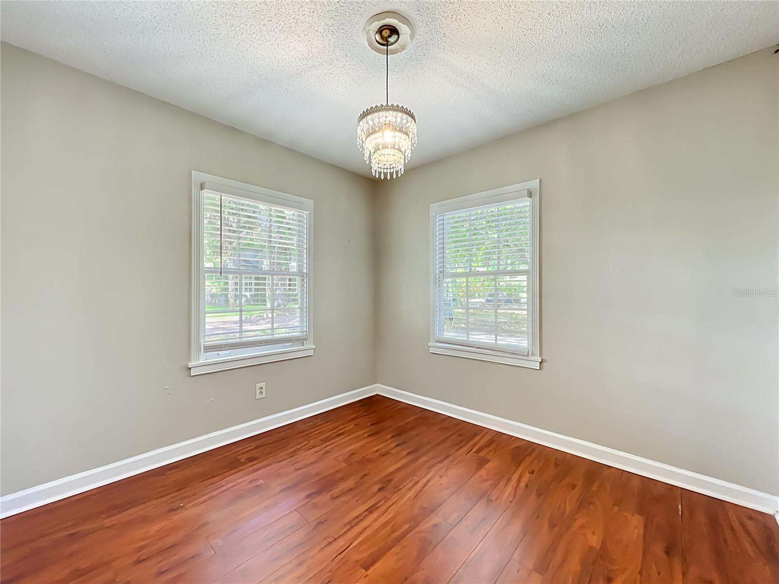 21 N MILLS AVE, ORLANDO, FL, 32801