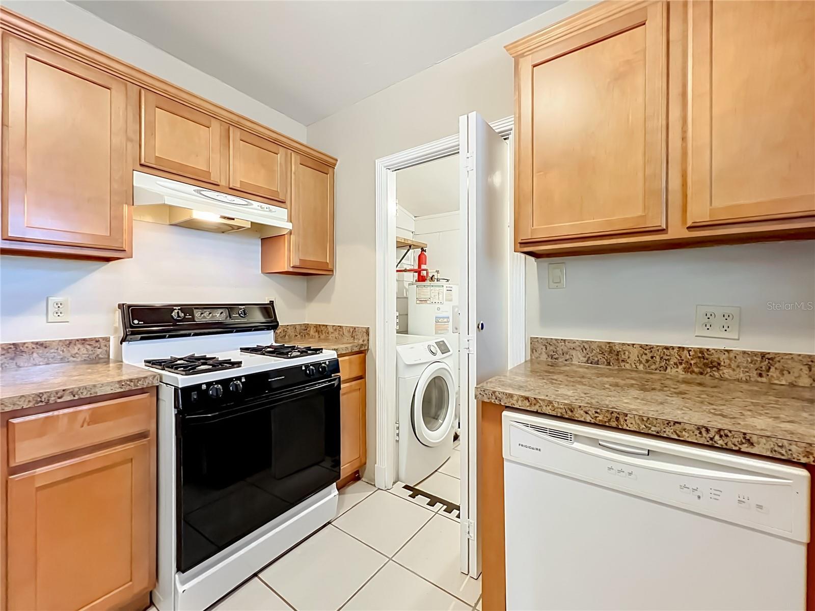 21 N MILLS AVE, ORLANDO, FL, 32801