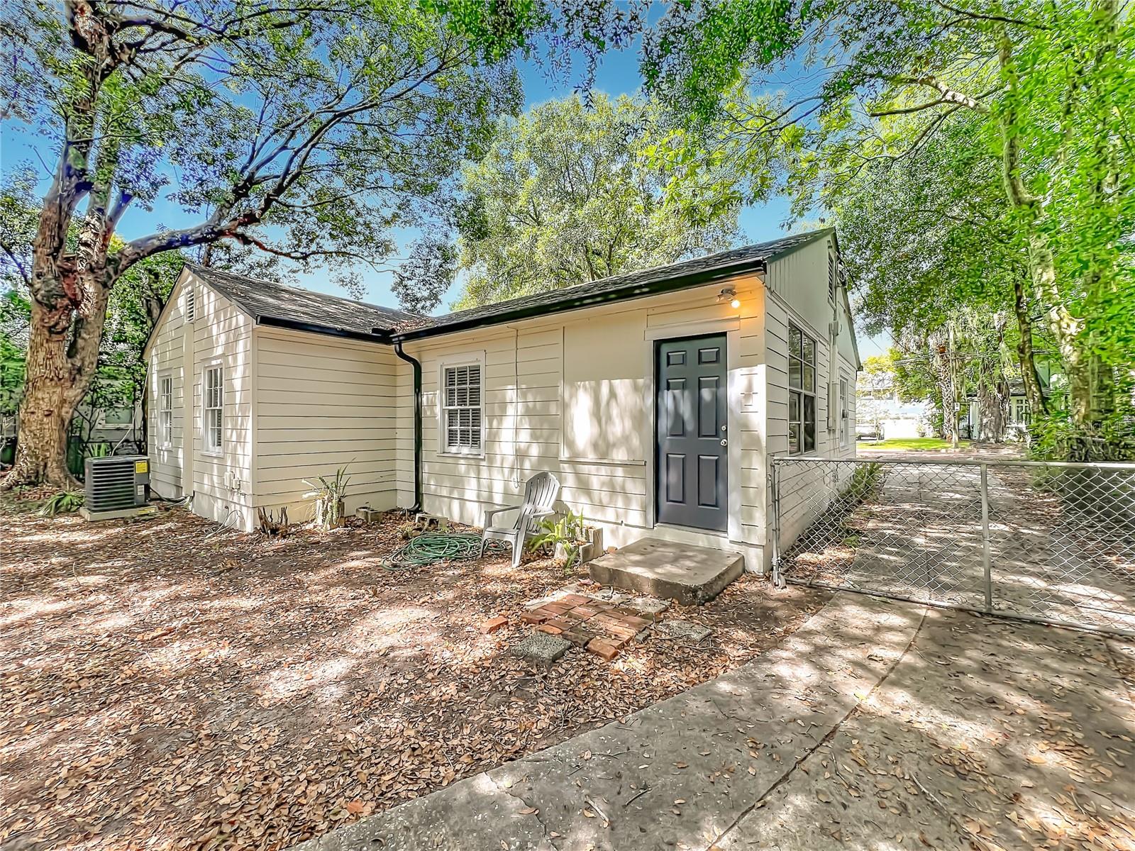 21 N MILLS AVE, ORLANDO, FL, 32801