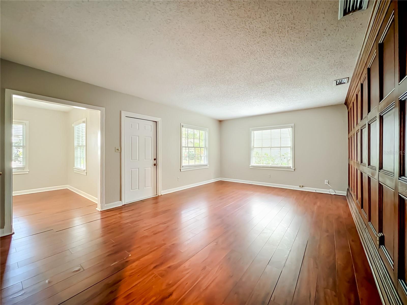 21 N MILLS AVE, ORLANDO, FL, 32801