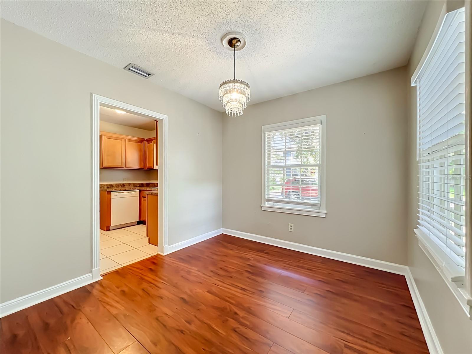 21 N MILLS AVE, ORLANDO, FL, 32801