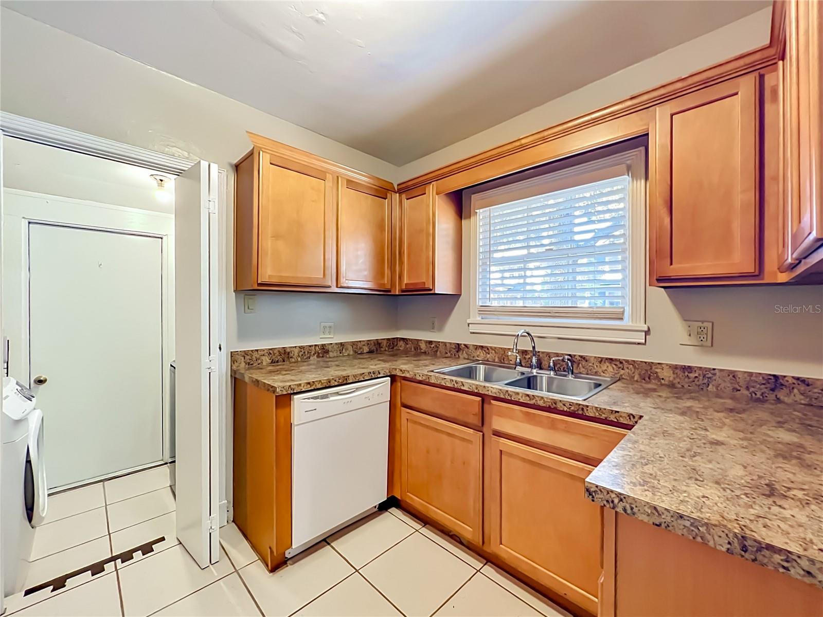 21 N MILLS AVE, ORLANDO, FL, 32801