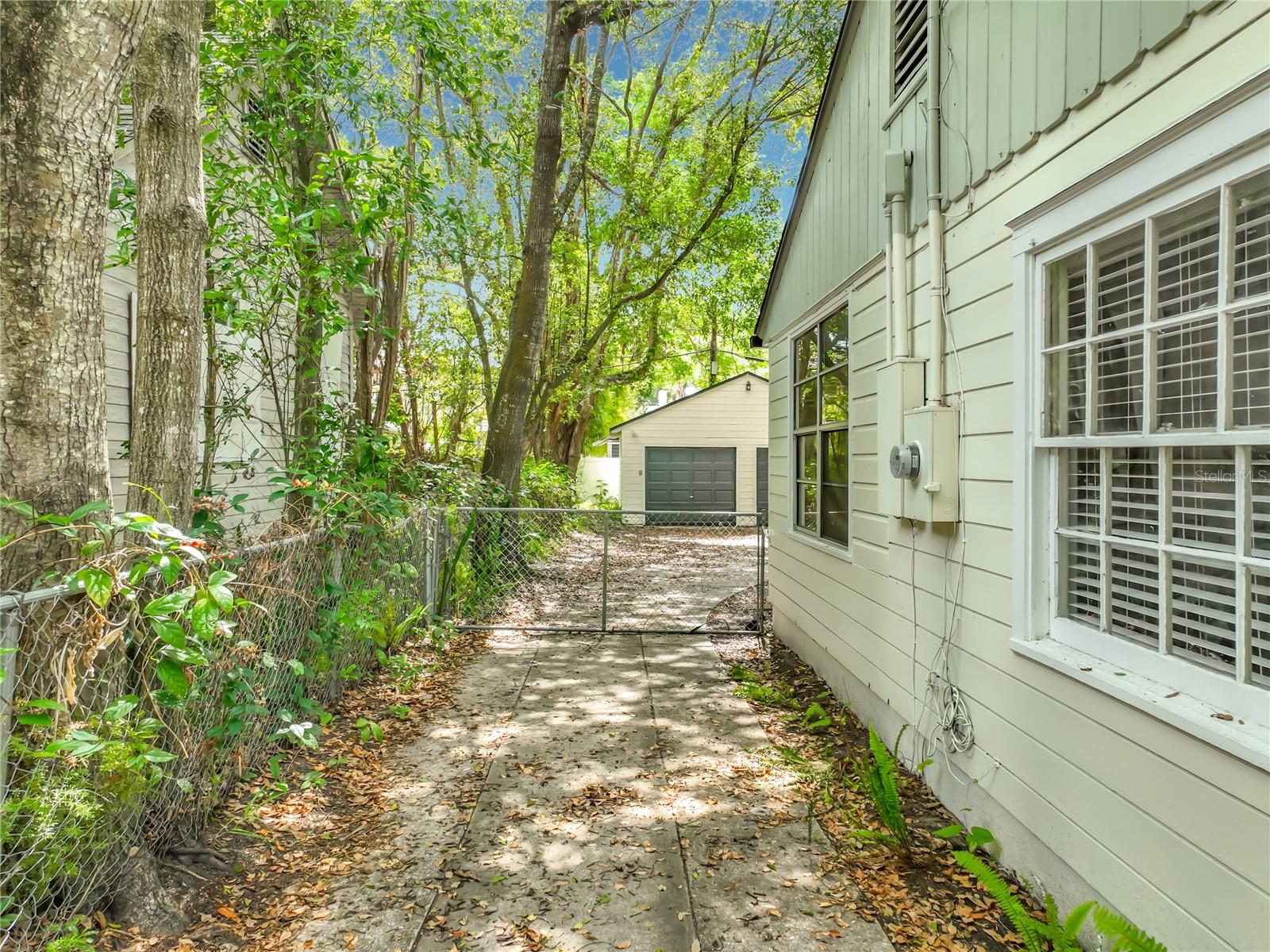 21 N MILLS AVE, ORLANDO, FL, 32801