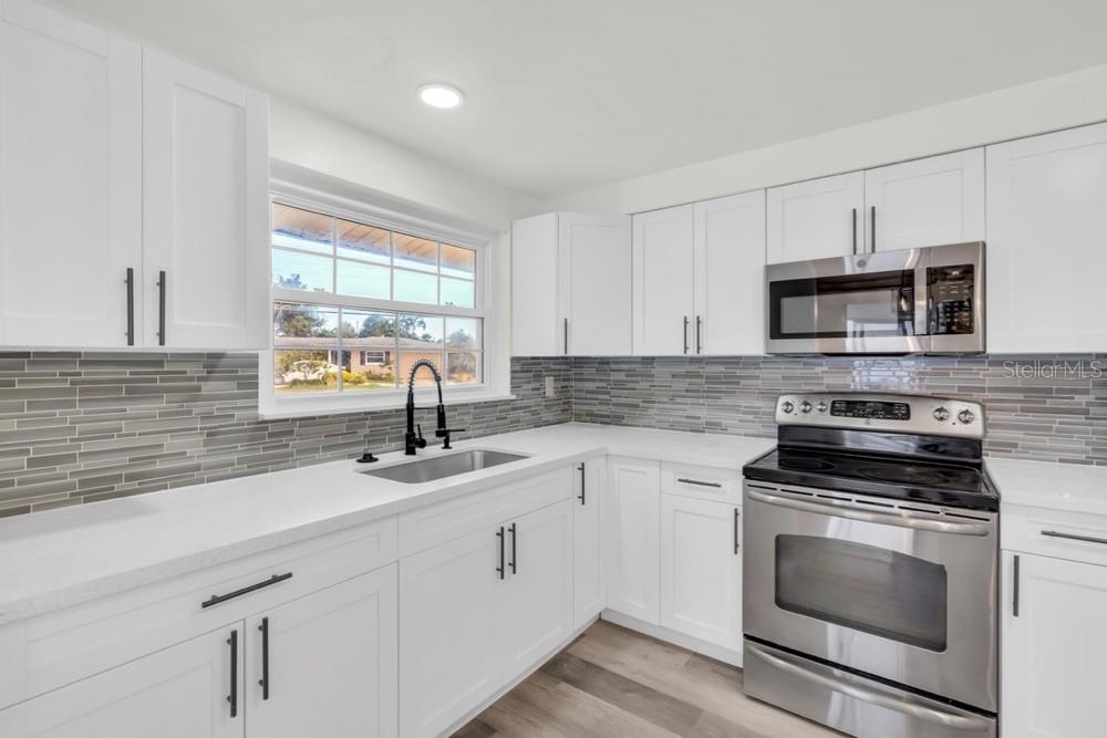 456 SANDLEWOOD DR, VENICE, FL, 34293