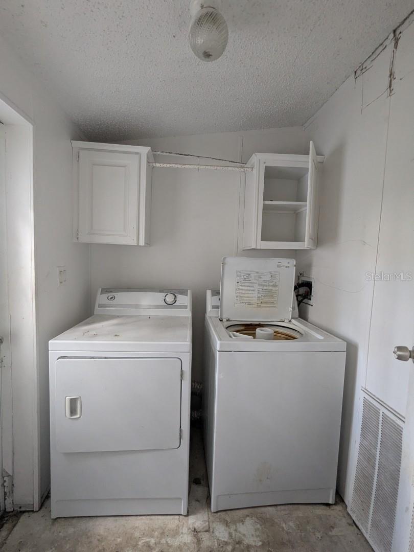 12406 HUDSON AVE, HUDSON, FL, 34669