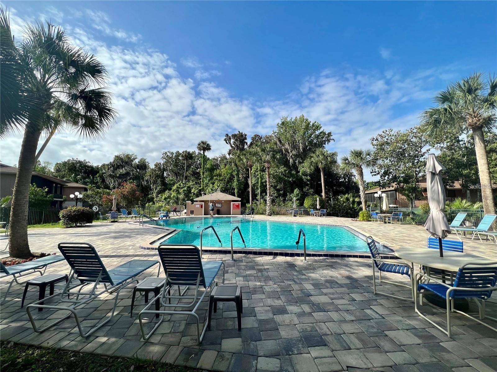 100 SWEETGUM WOODS CT #12C, DELTONA, FL, 32725