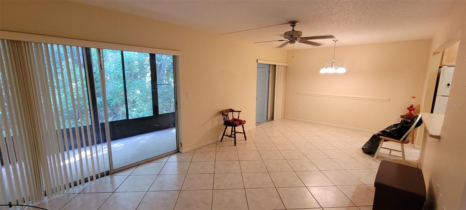 100 SWEETGUM WOODS CT #12C, DELTONA, FL, 32725
