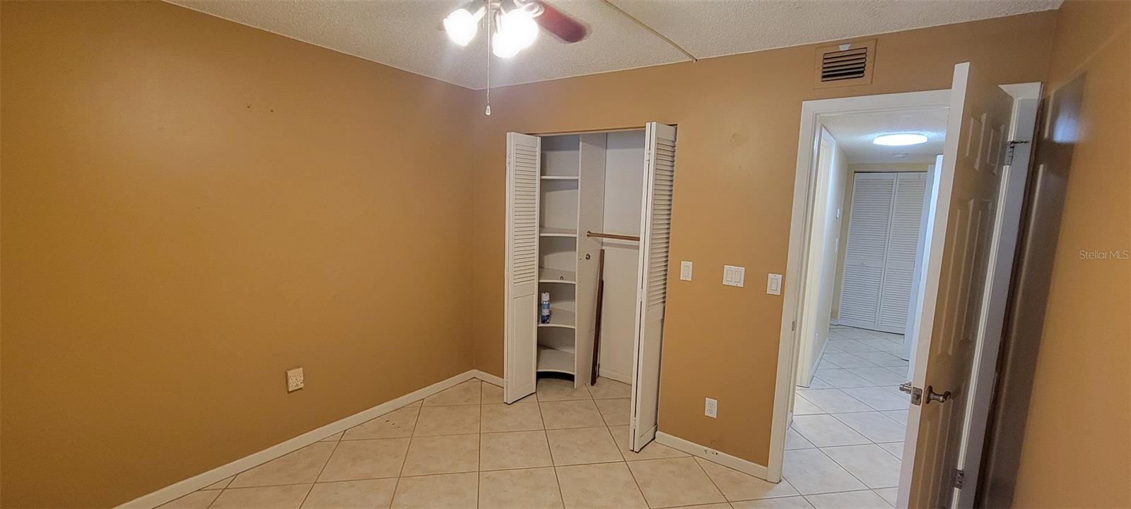 100 SWEETGUM WOODS CT #12C, DELTONA, FL, 32725