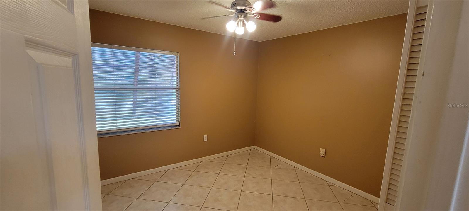 100 SWEETGUM WOODS CT #12C, DELTONA, FL, 32725