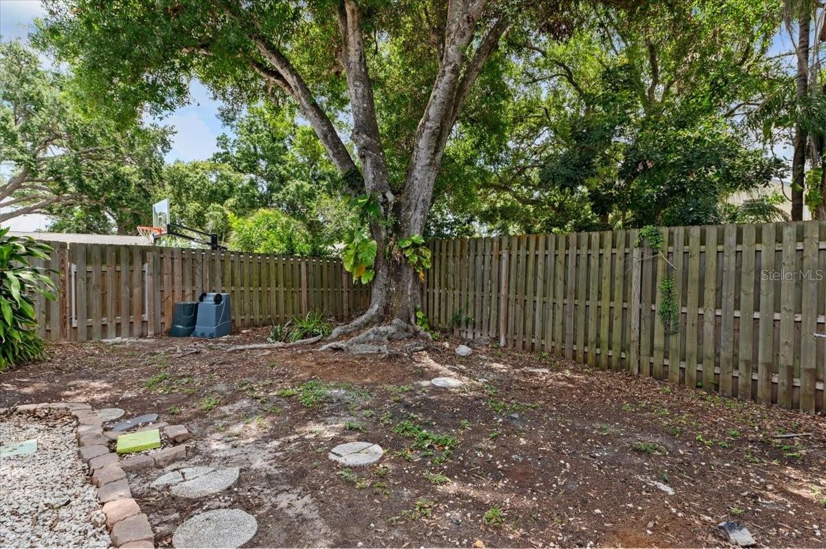 4204 PINE MEADOW TER, SARASOTA, FL, 34233