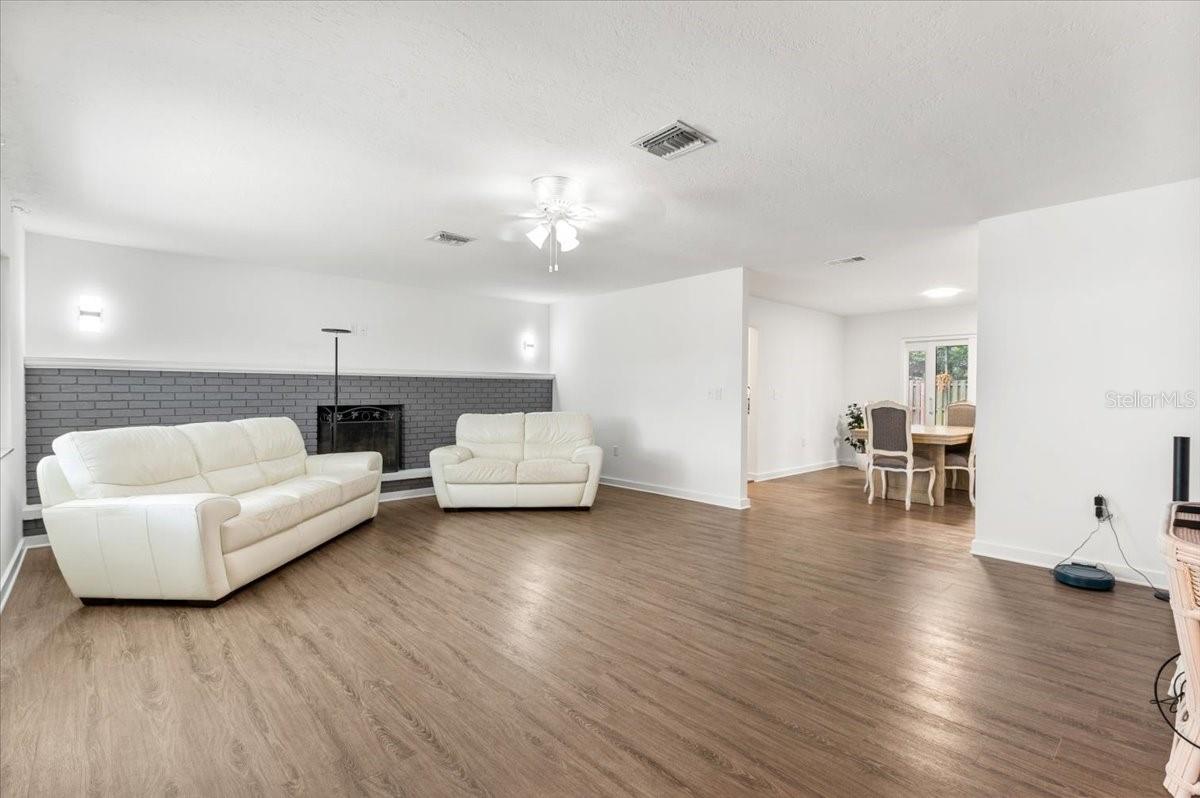 4204 PINE MEADOW TER, SARASOTA, FL, 34233