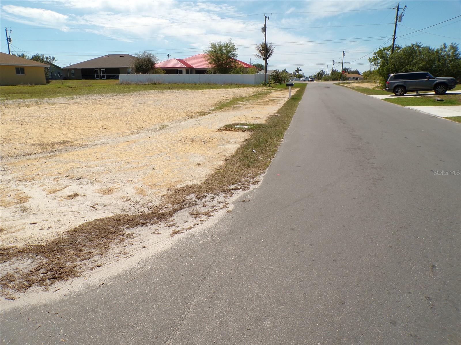 1910 NE 8TH PL, CAPE CORAL, FL, 33909
