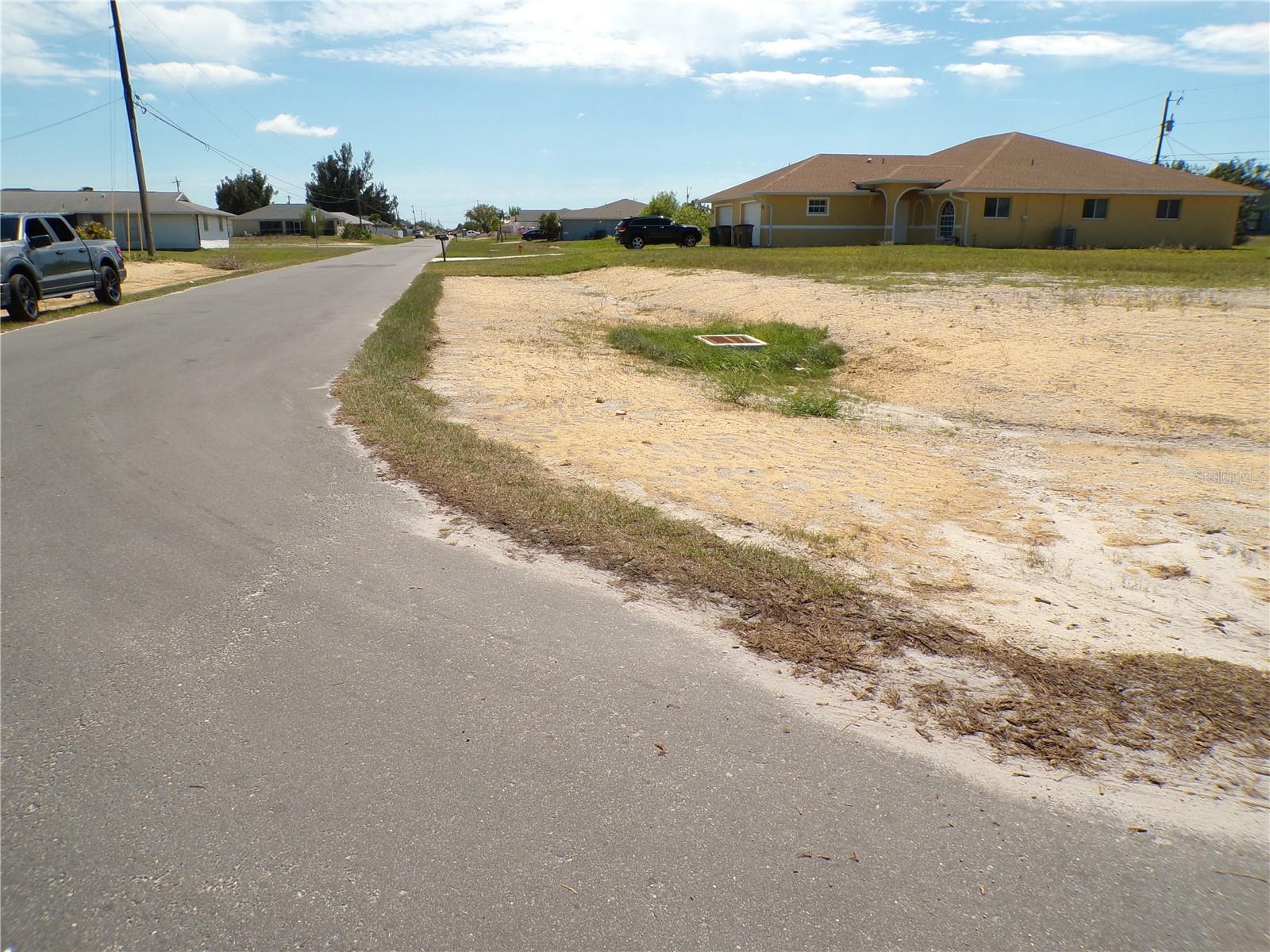 1910 NE 8TH PL, CAPE CORAL, FL, 33909