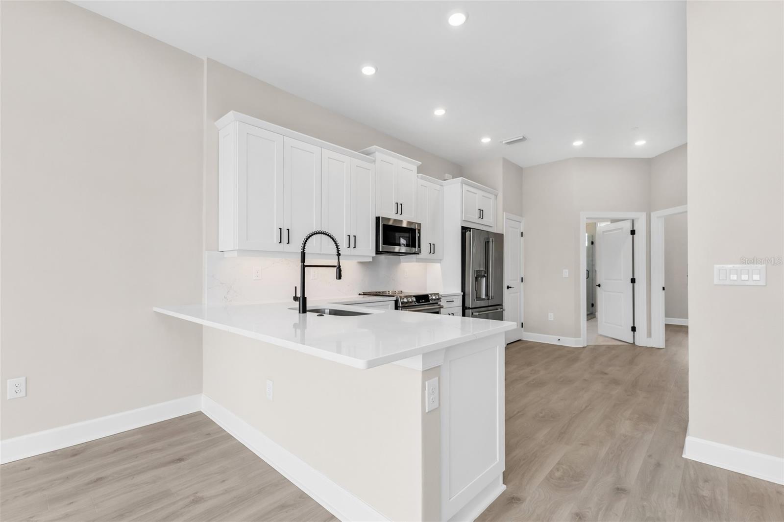 1617 SEAHAVEN DR #504, PUNTA GORDA, FL, 33950