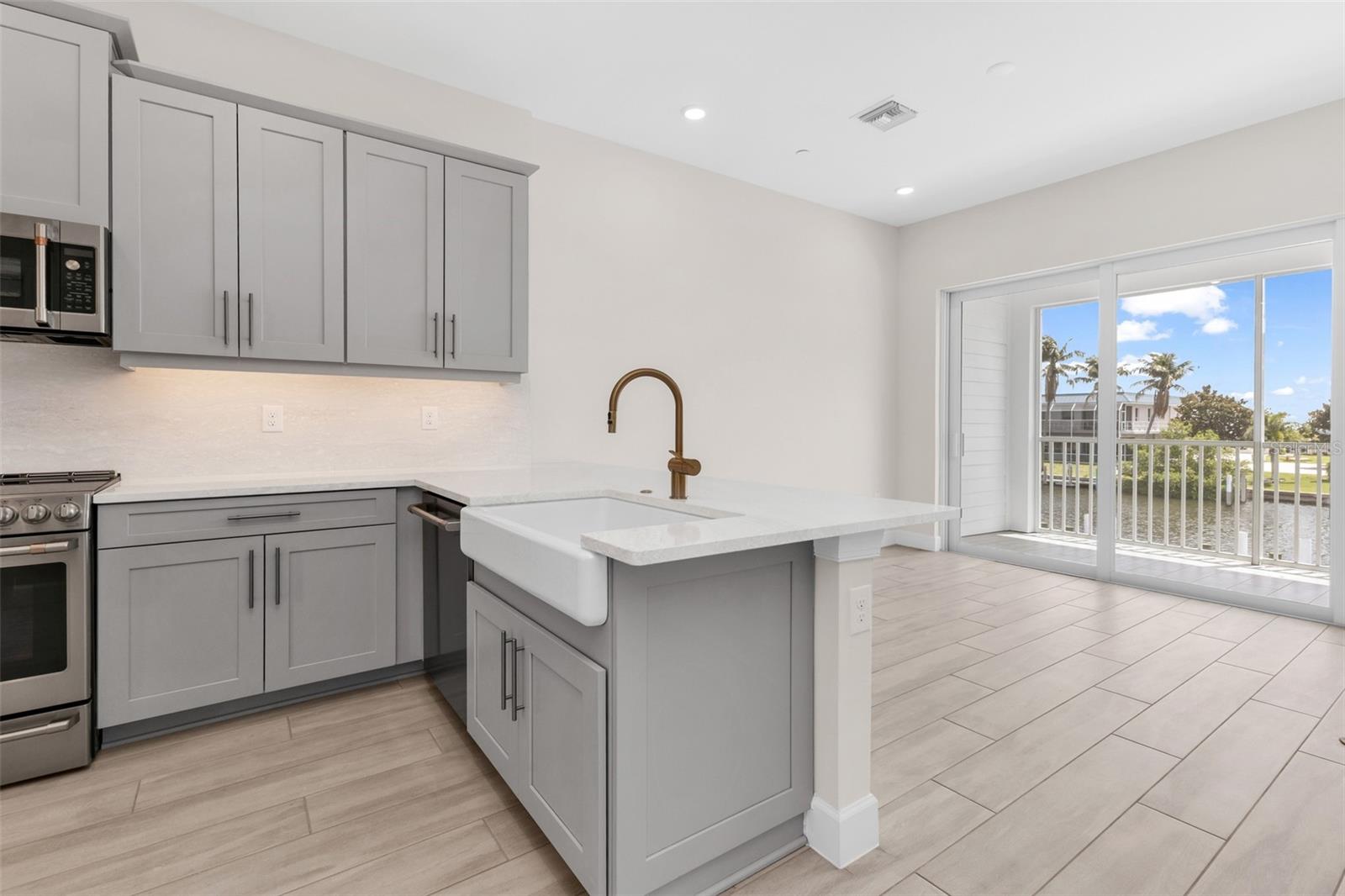 1617 SEAHAVEN DR #506, PUNTA GORDA, FL, 33950
