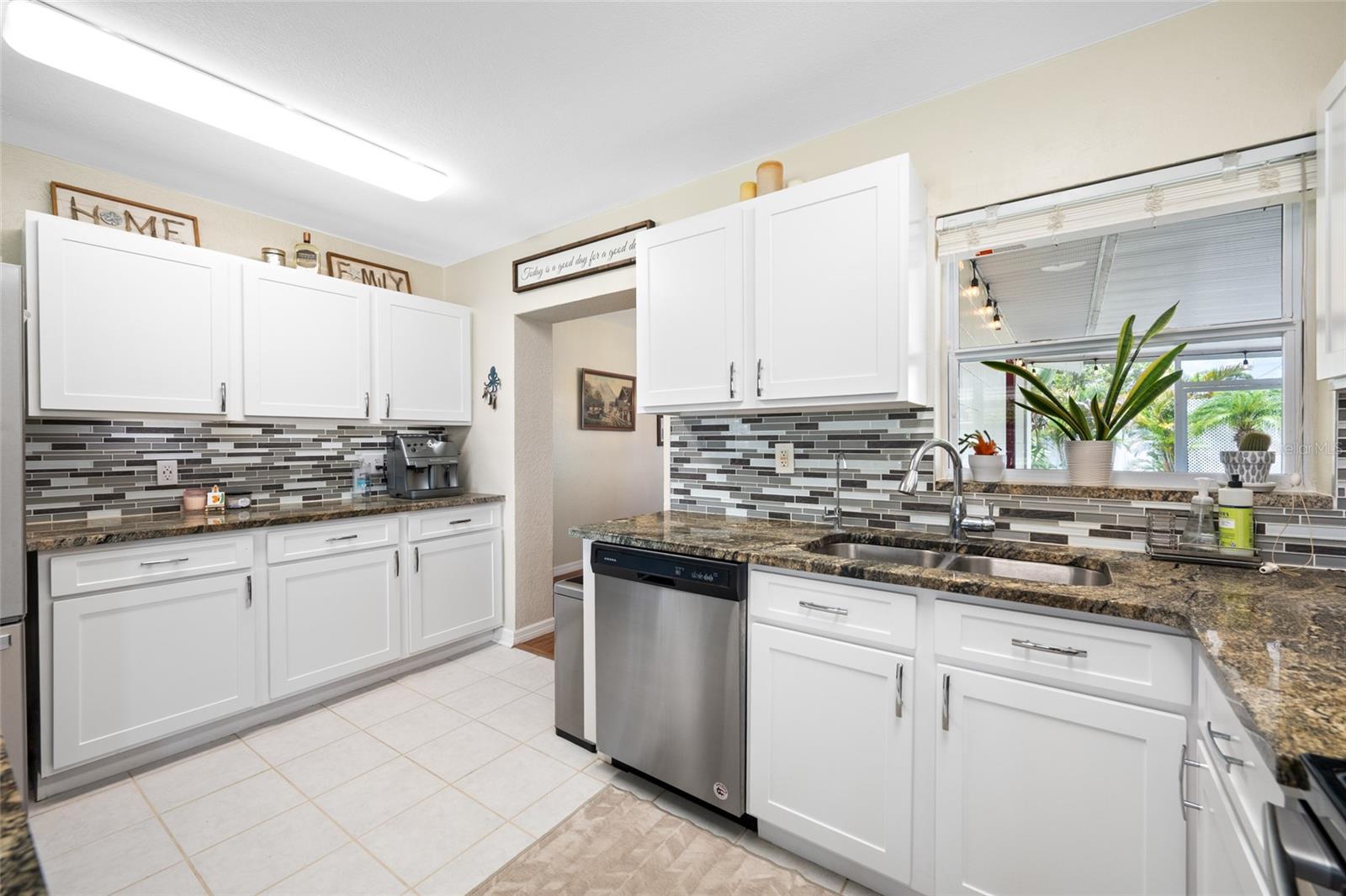7313 37TH AVE N, ST PETERSBURG, FL, 33710