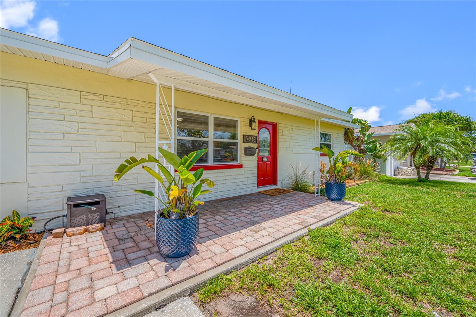 7313 37TH AVE N, ST PETERSBURG, FL, 33710