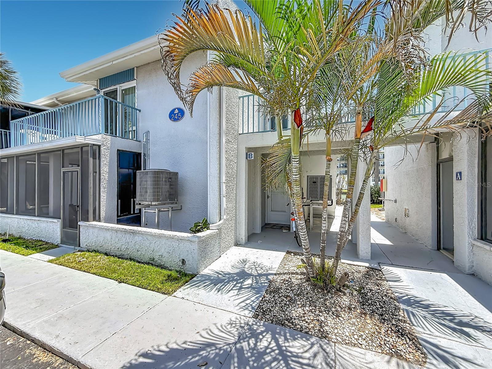 245 MEDALLION BLVD #G, MADEIRA BEACH, FL, 33708
