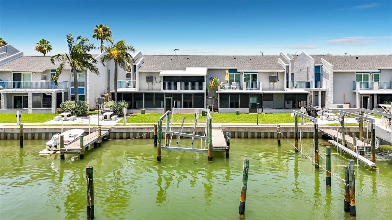 245 MEDALLION BLVD #G, MADEIRA BEACH, FL, 33708
