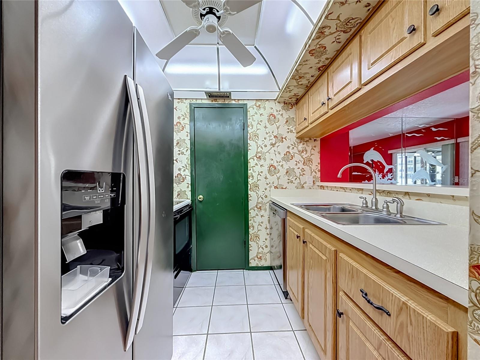 245 MEDALLION BLVD #G, MADEIRA BEACH, FL, 33708