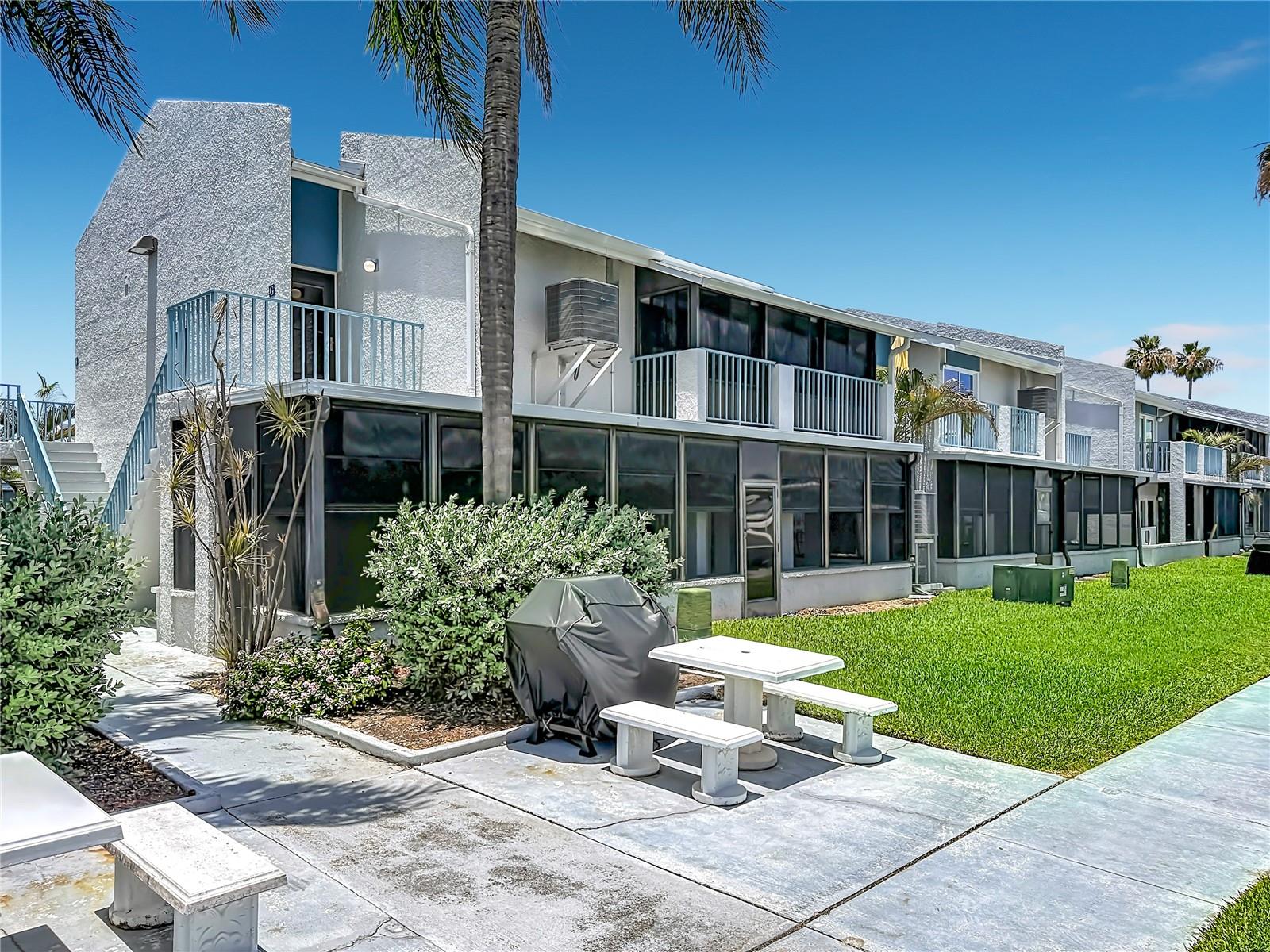 245 MEDALLION BLVD #G, MADEIRA BEACH, FL, 33708