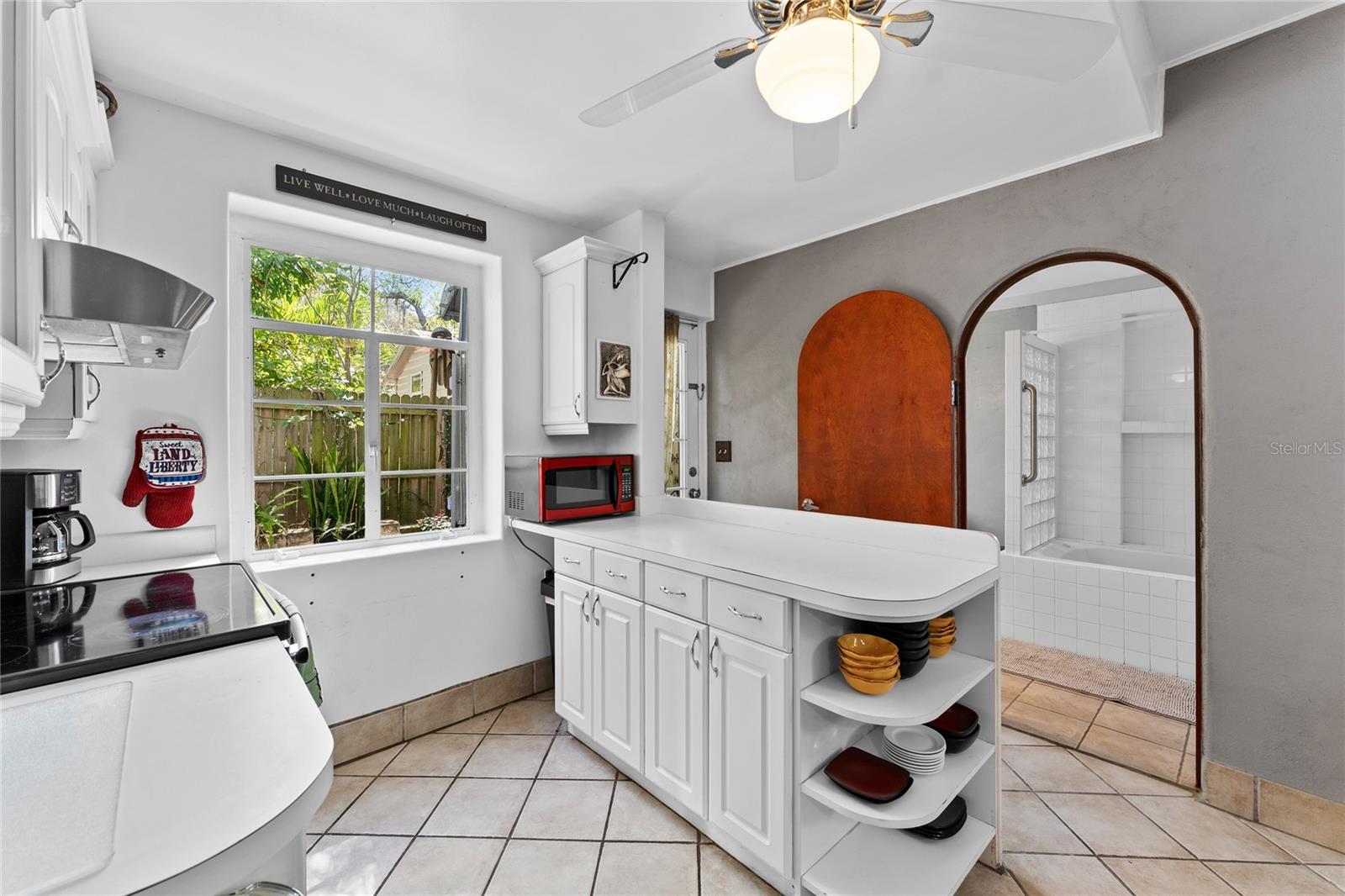 515 CRYSTAL BEACH AVE, CRYSTAL BEACH, FL, 34681