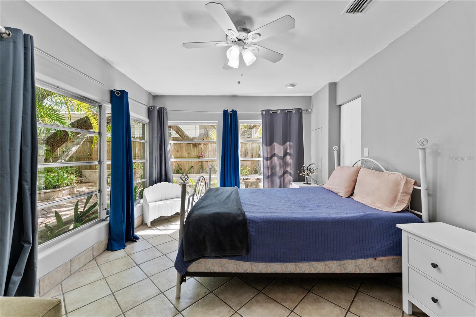 515 CRYSTAL BEACH AVE, CRYSTAL BEACH, FL, 34681