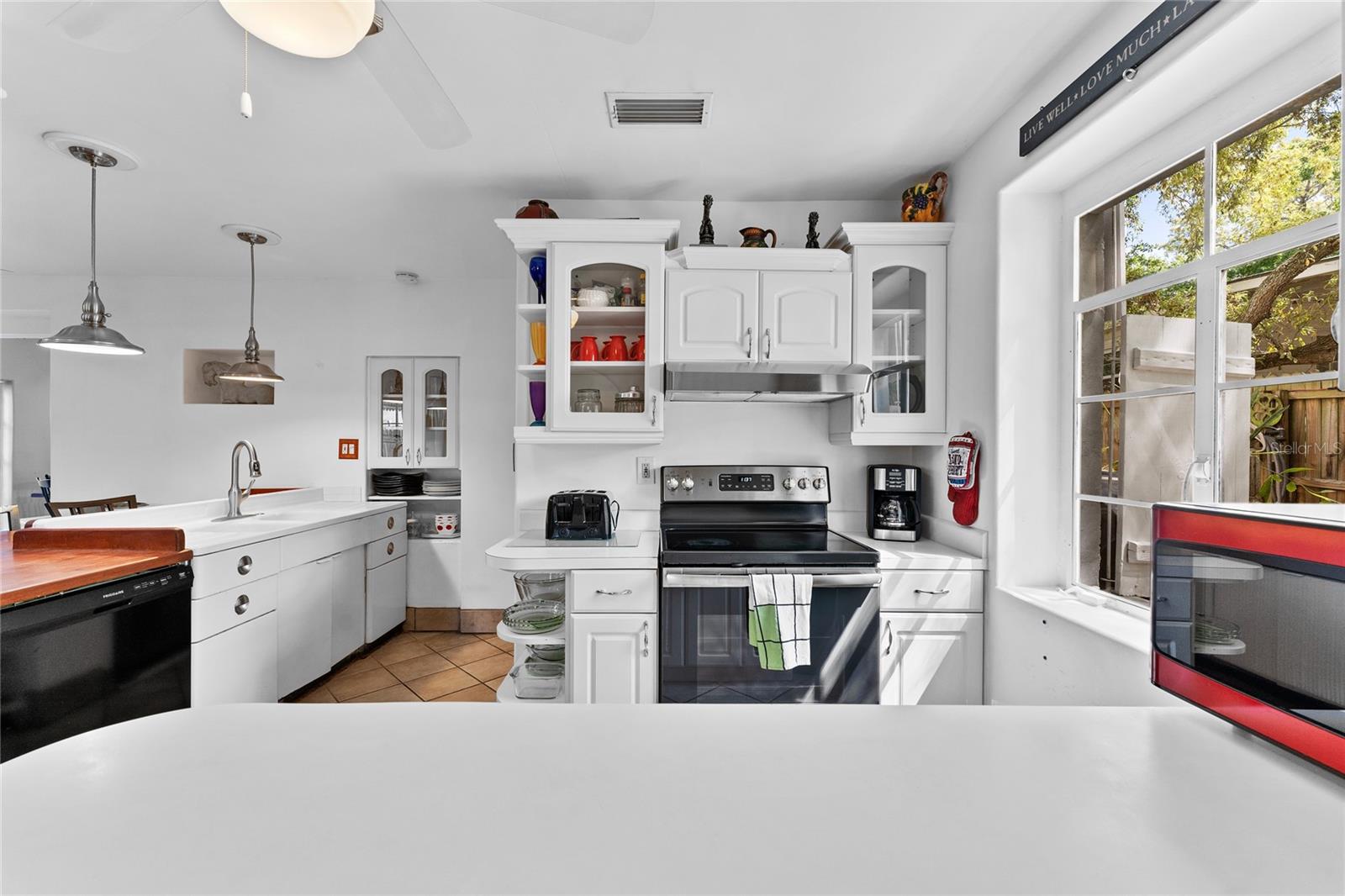 515 CRYSTAL BEACH AVE, CRYSTAL BEACH, FL, 34681