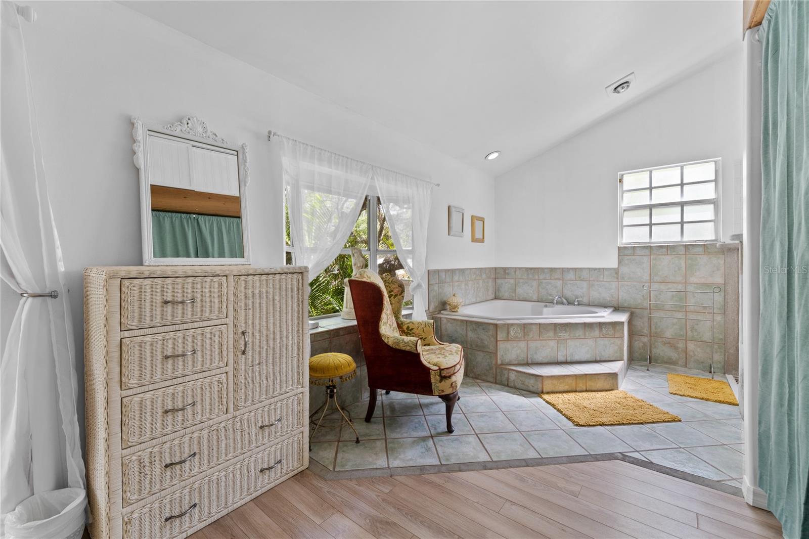 515 CRYSTAL BEACH AVE, CRYSTAL BEACH, FL, 34681