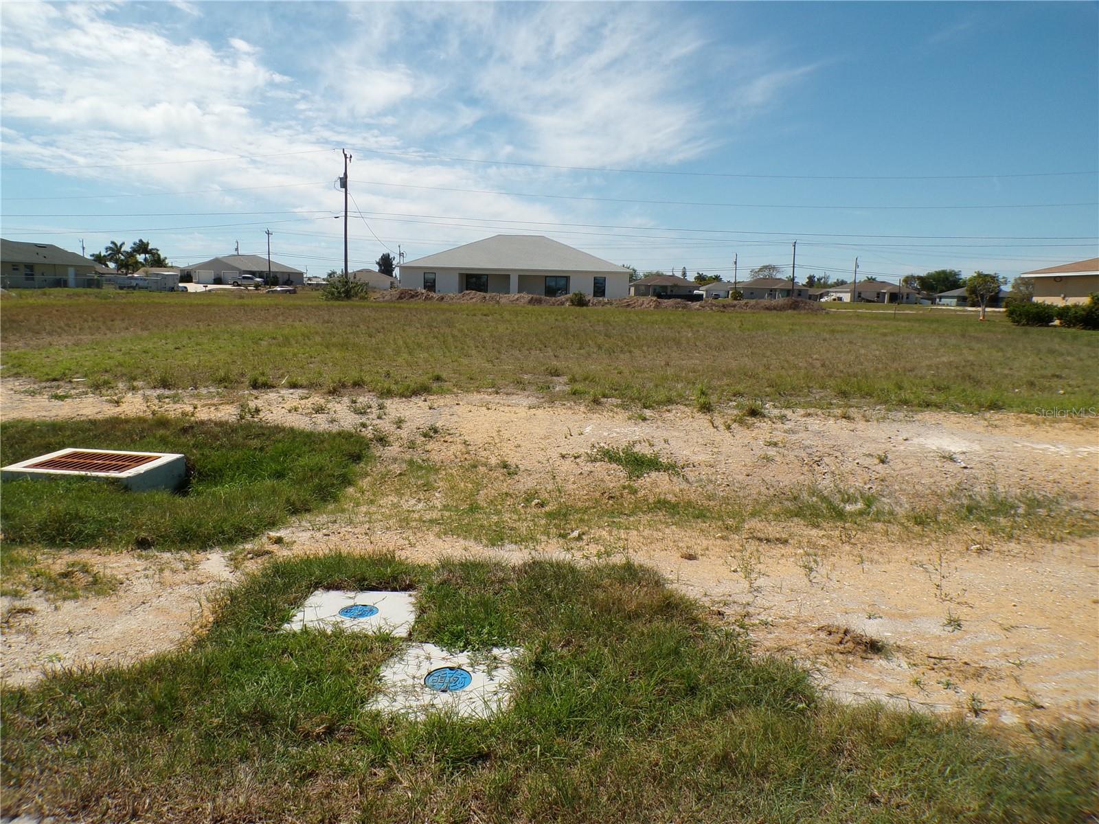 1816 NE 8TH PL, CAPE CORAL, FL, 33909