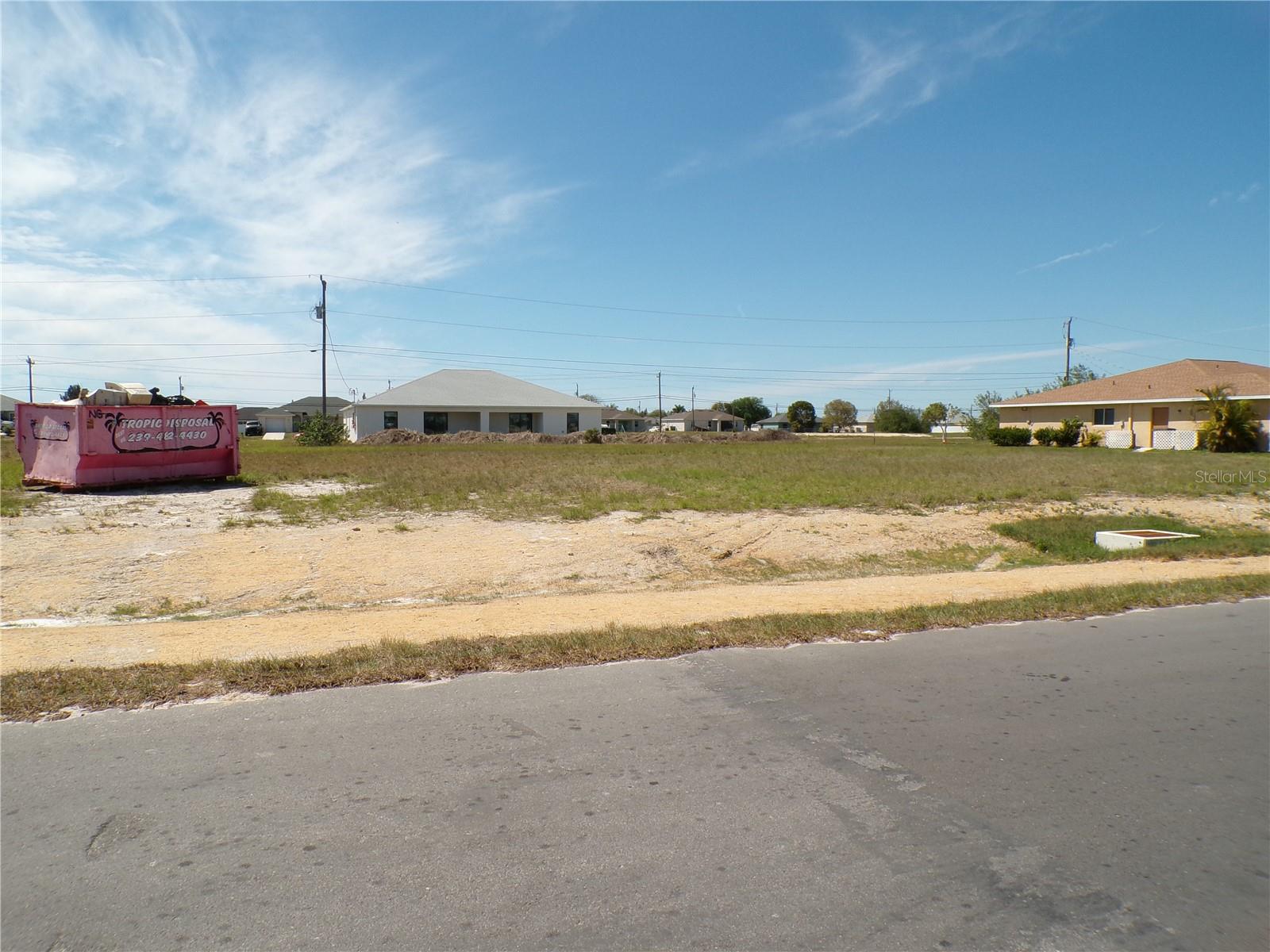 1816 NE 8TH PL, CAPE CORAL, FL, 33909