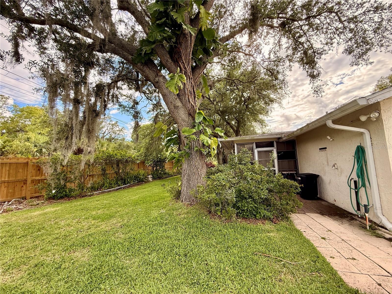 8634 WINDING WOOD DR, PORT RICHEY, FL, 34668