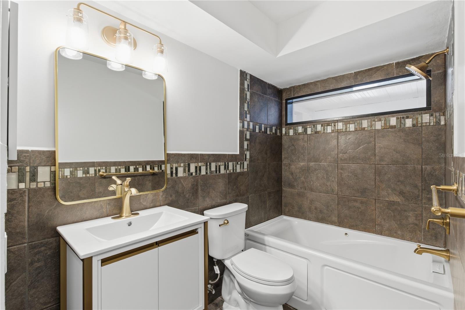 1656 WEBB DR, CLEARWATER, FL, 33755