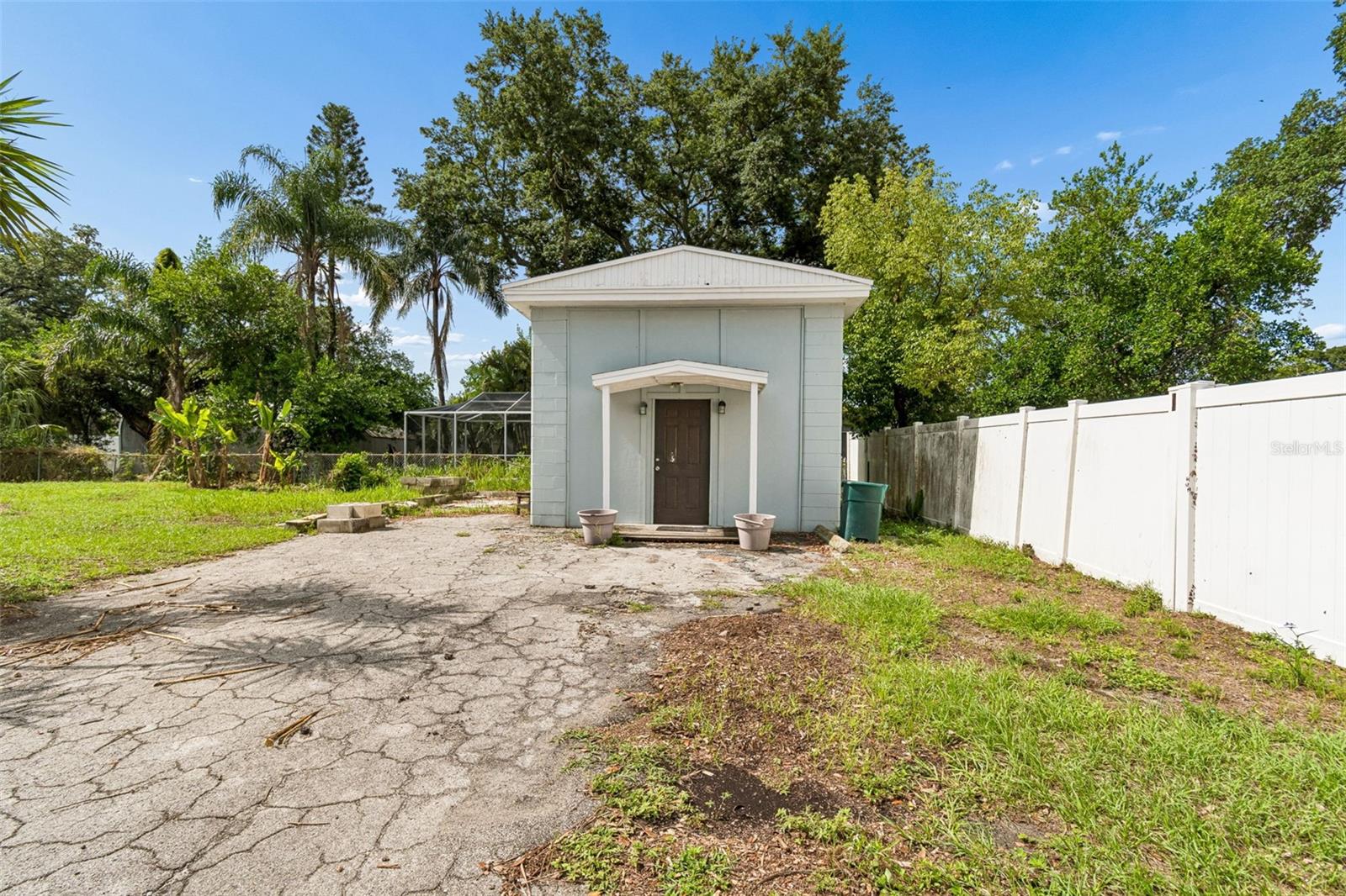 2120 W CLIFTON ST, TAMPA, FL, 33603