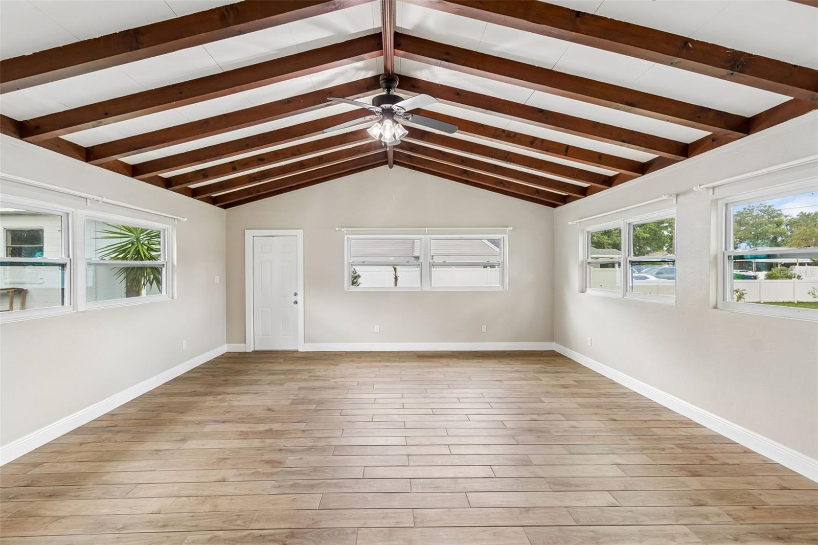 2120 W CLIFTON ST, TAMPA, FL, 33603