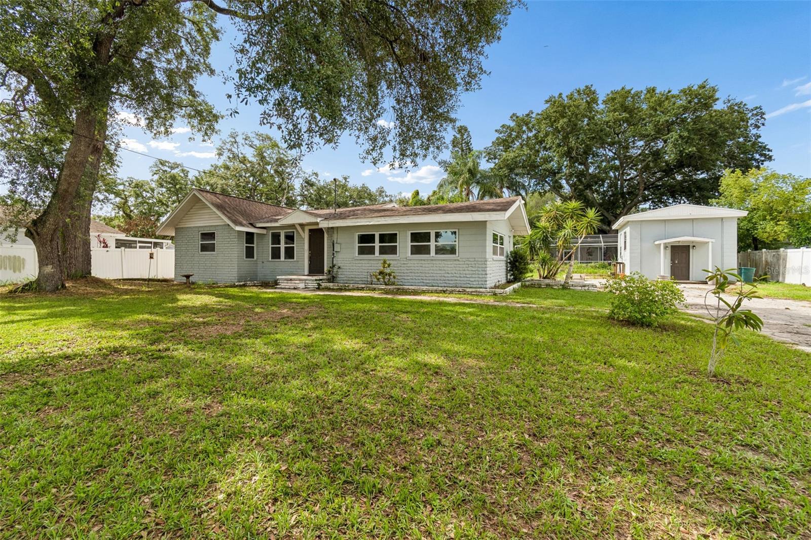 2120 W CLIFTON ST, TAMPA, FL, 33603