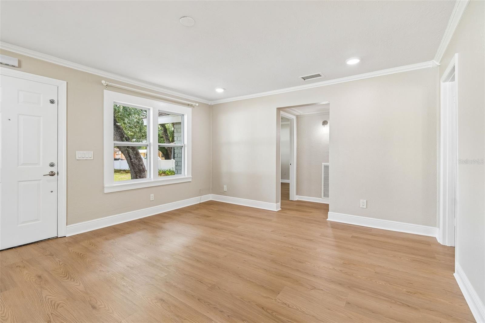 2120 W CLIFTON ST, TAMPA, FL, 33603