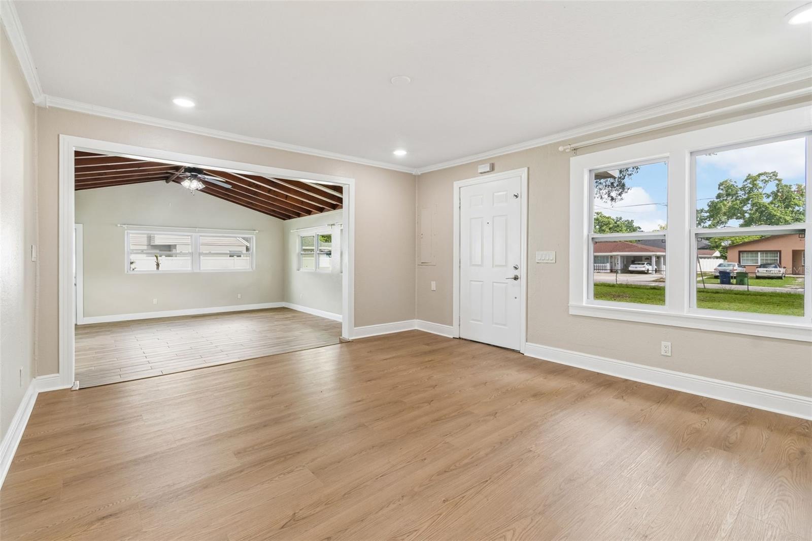 2120 W CLIFTON ST, TAMPA, FL, 33603
